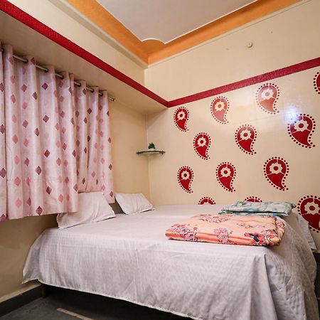 Rai Guest House 우자인 외부 사진
