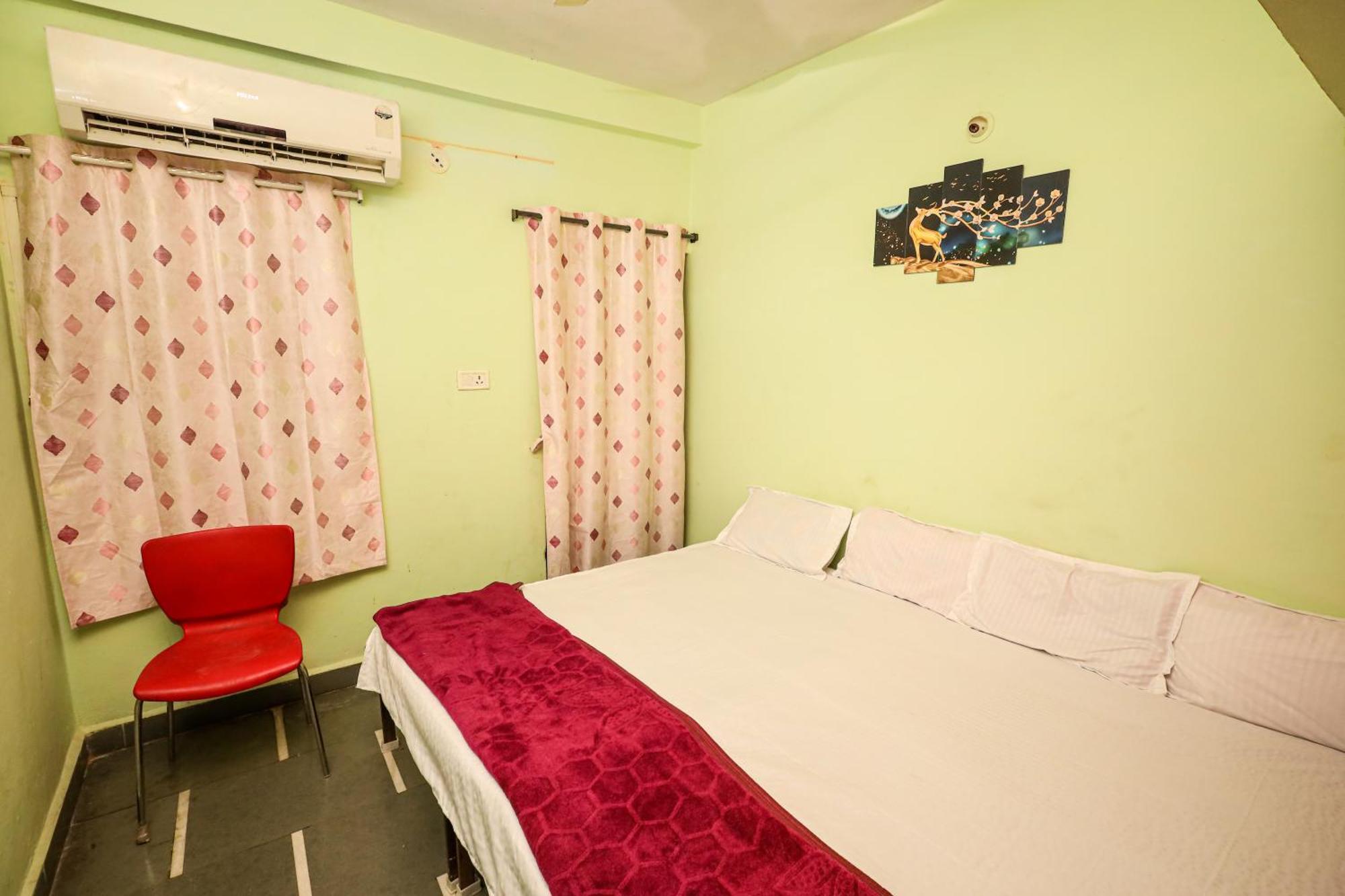 Rai Guest House 우자인 외부 사진