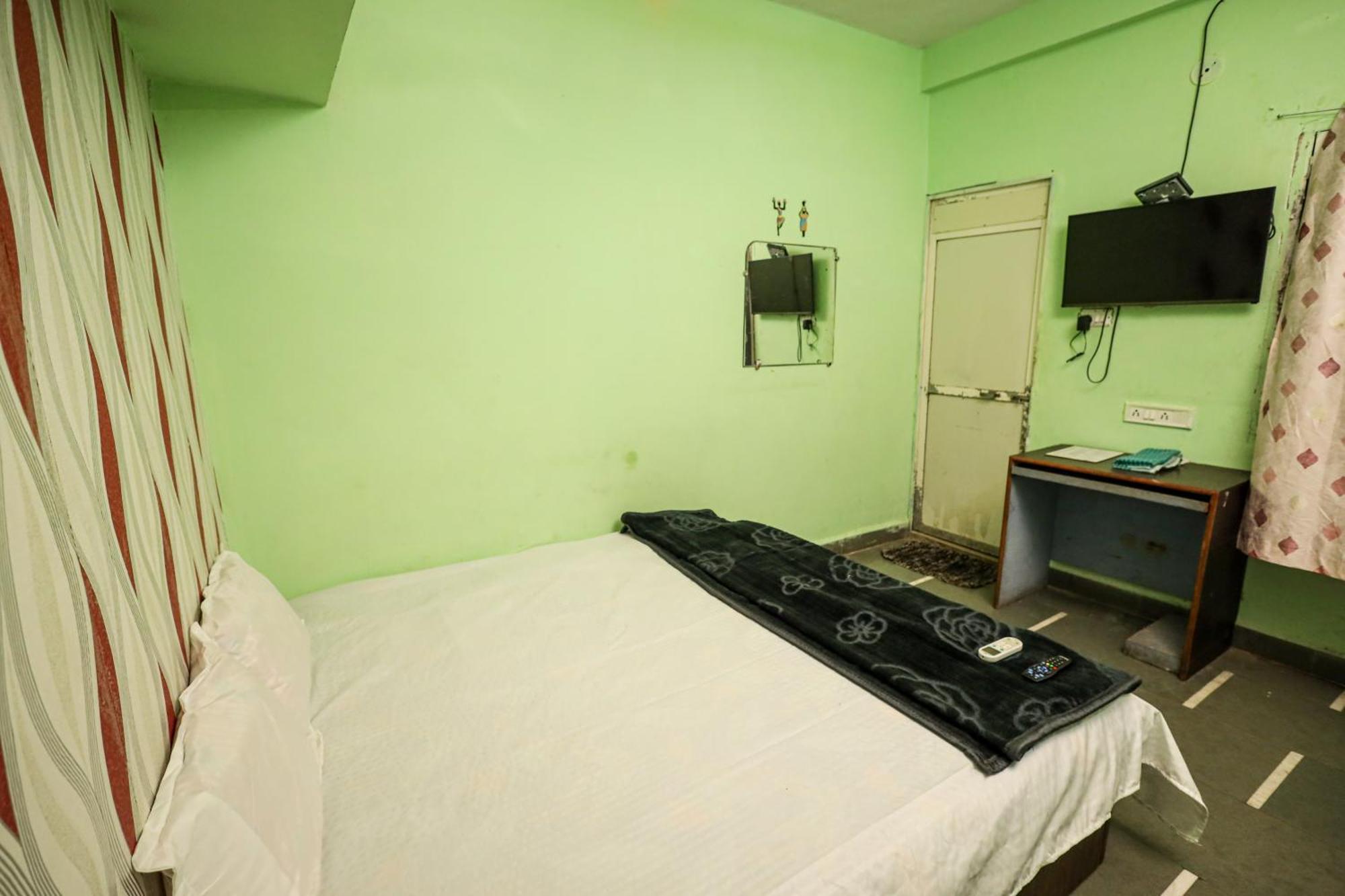 Rai Guest House 우자인 외부 사진