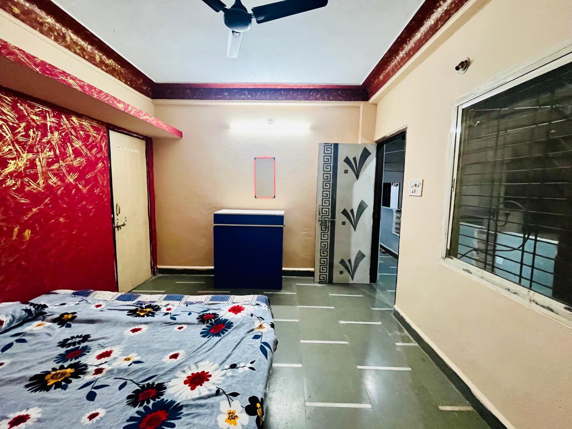 Rai Guest House 우자인 외부 사진