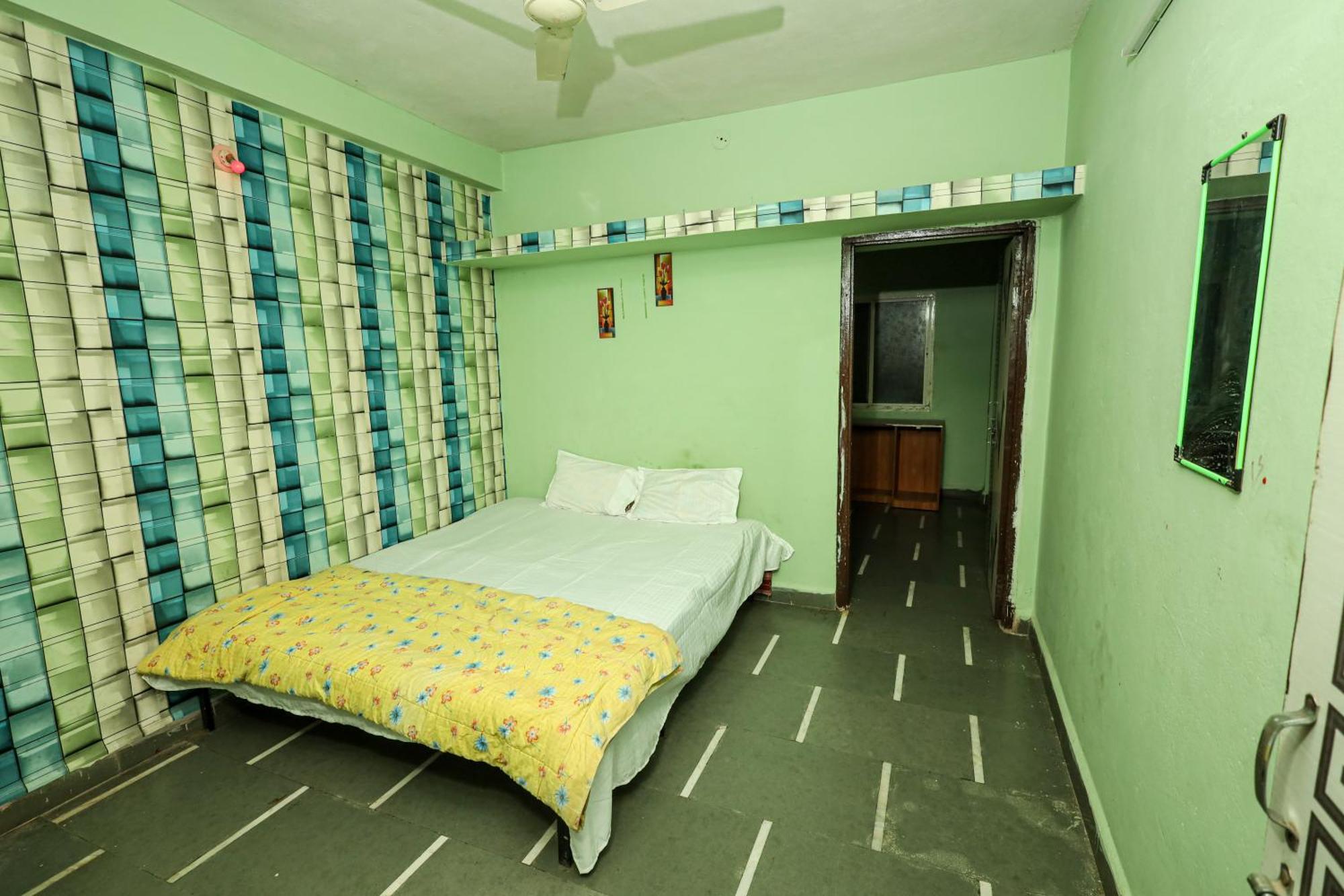 Rai Guest House 우자인 외부 사진