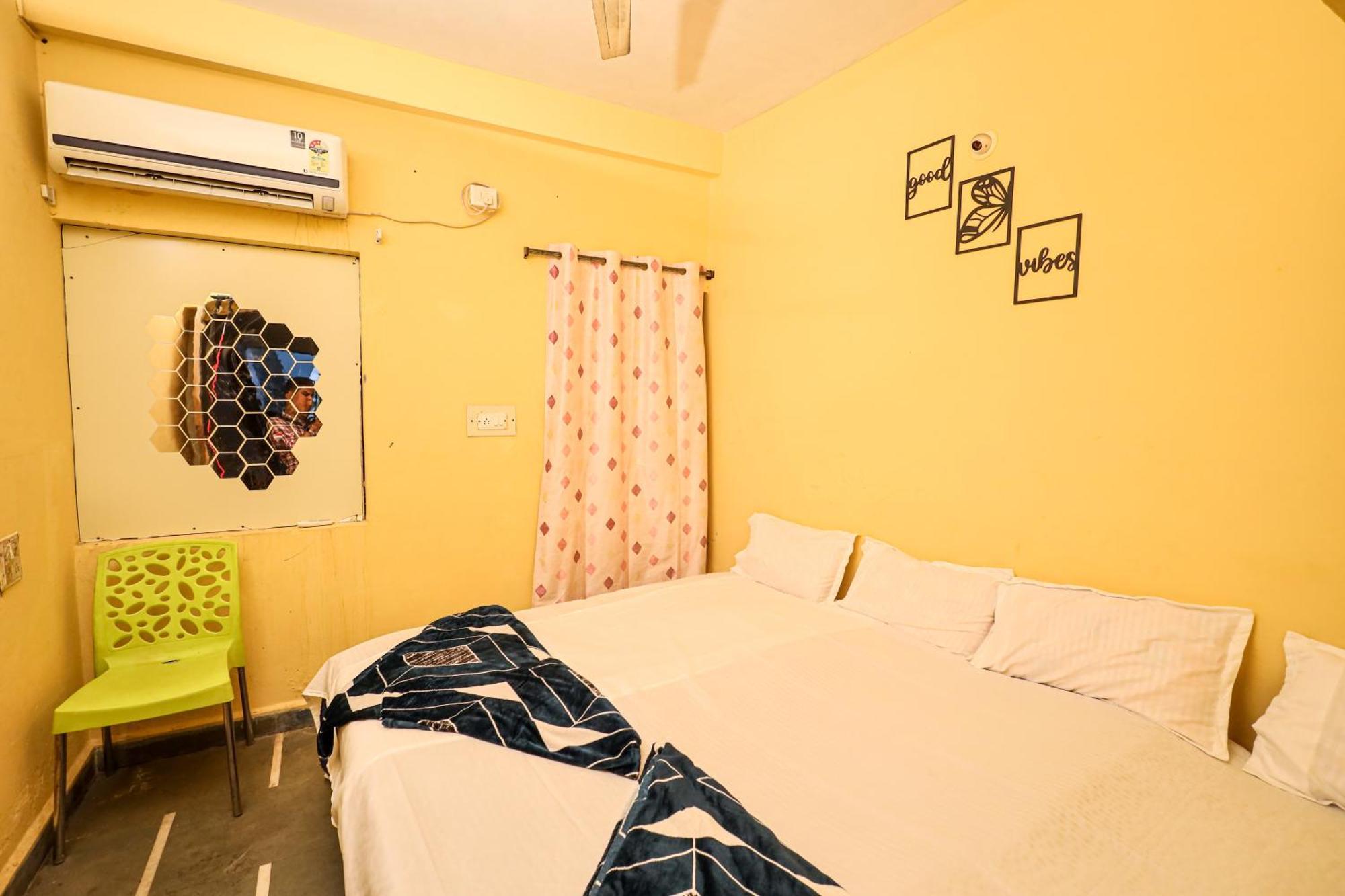 Rai Guest House 우자인 외부 사진